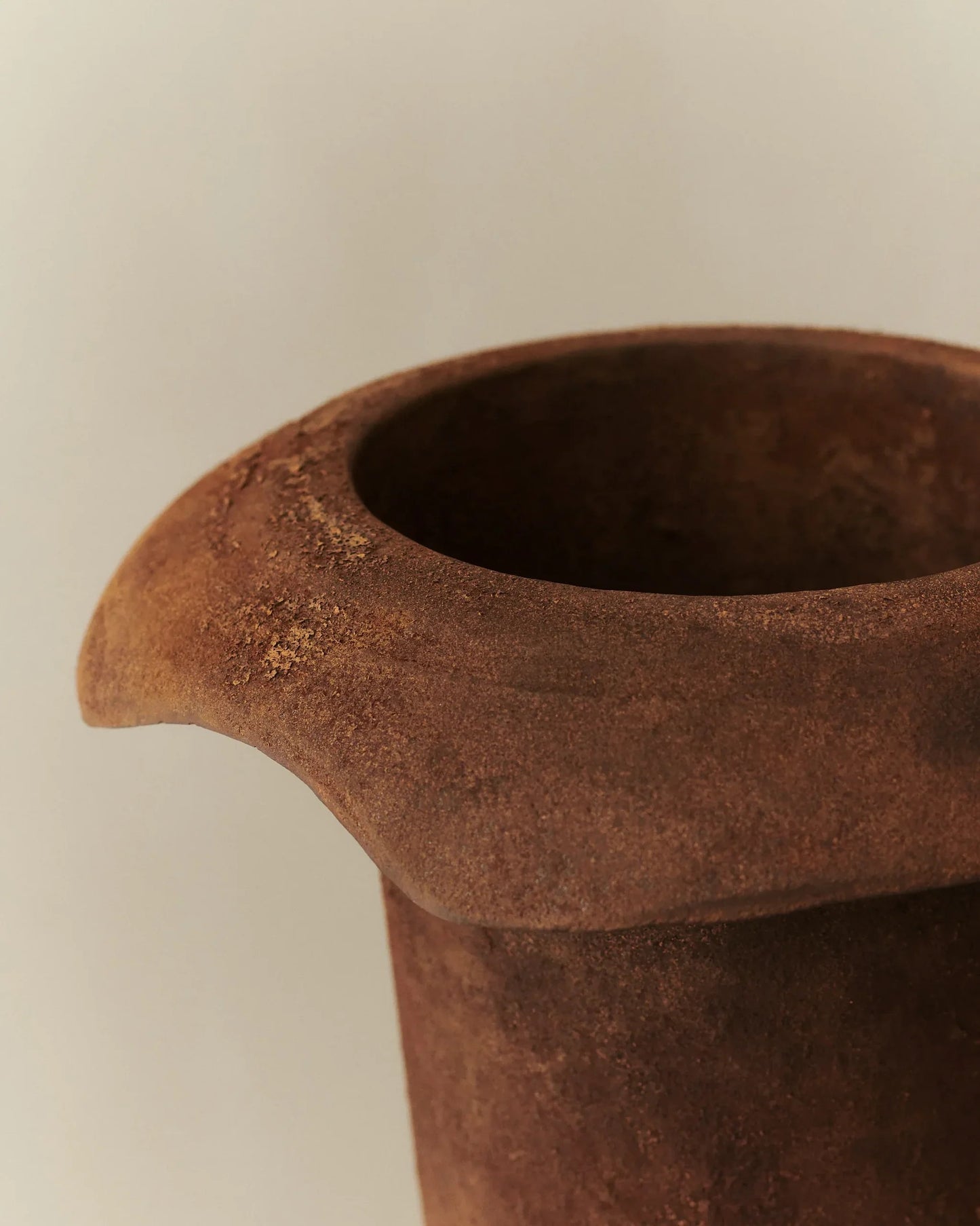 VASE 'COLLAR OBJECT 006'