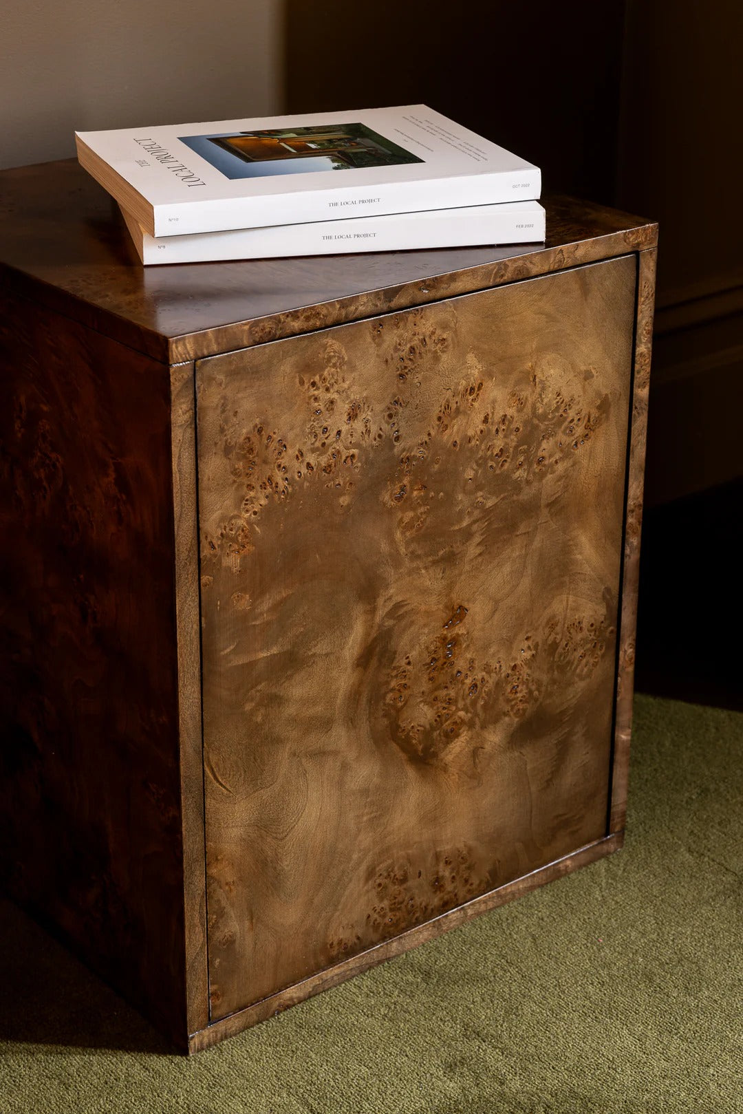 TABLE D'APPOINT EN LOUPE DE BOIS