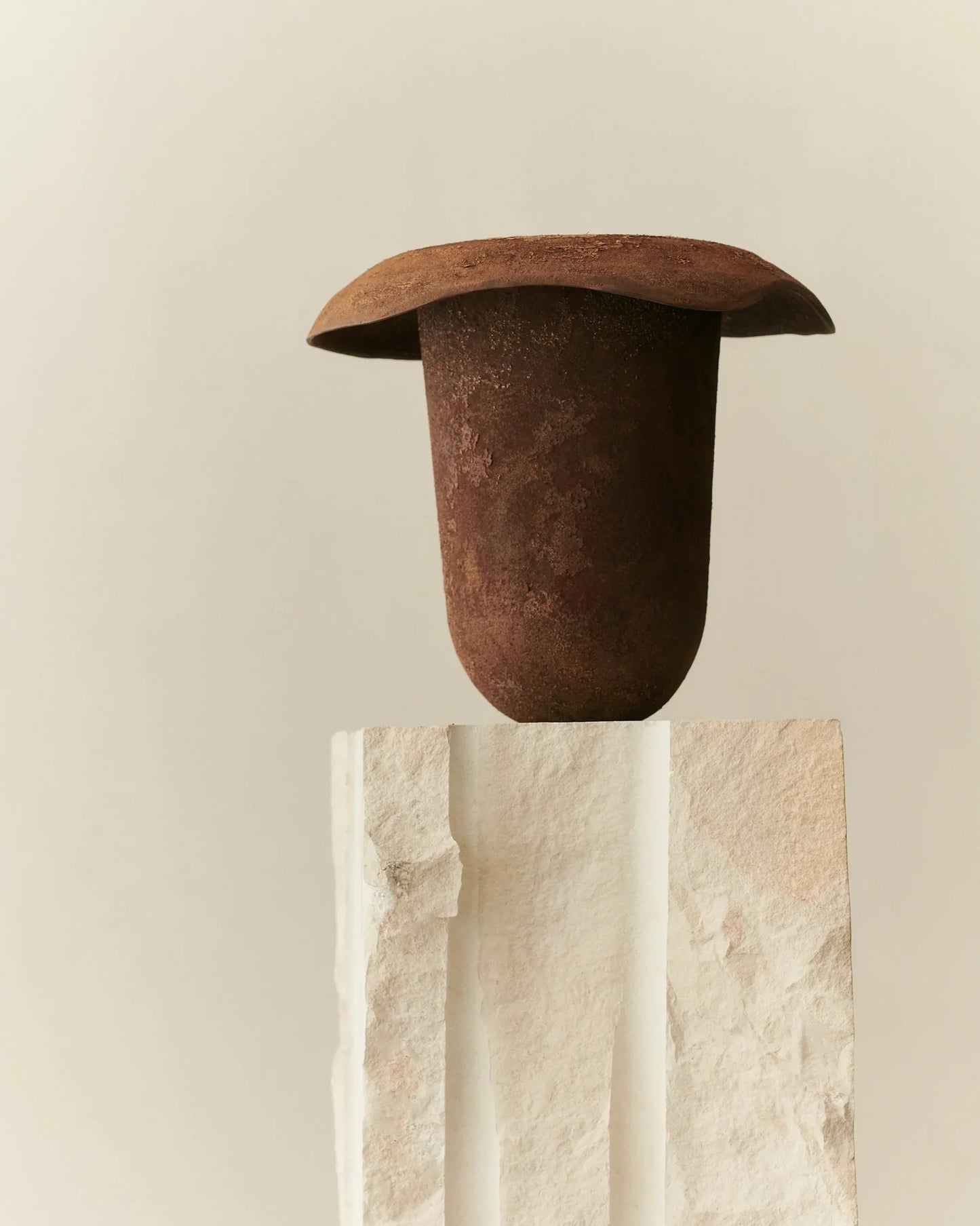 VASE 'COLLAR OBJECT 006'