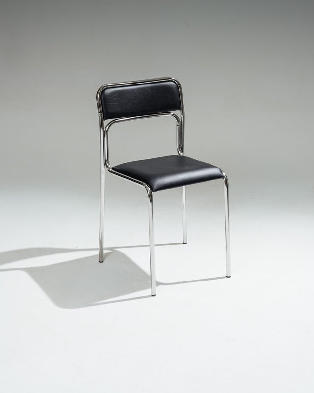 SET DE 4 CHAISES EN ACIER TUBULAIRE ET SIMILI CUIR NOIR, 1980s