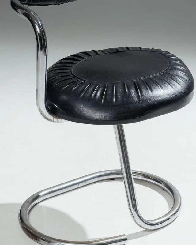PAIRE DE CHAISES 'COBRA', GIOTTO STOPPINO, 1970s