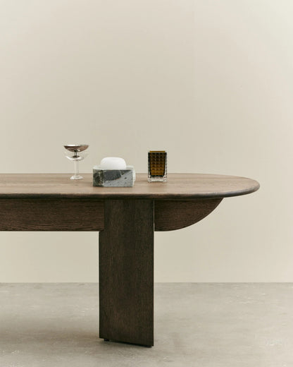 'PILLABOUT 03' DINING TABLE