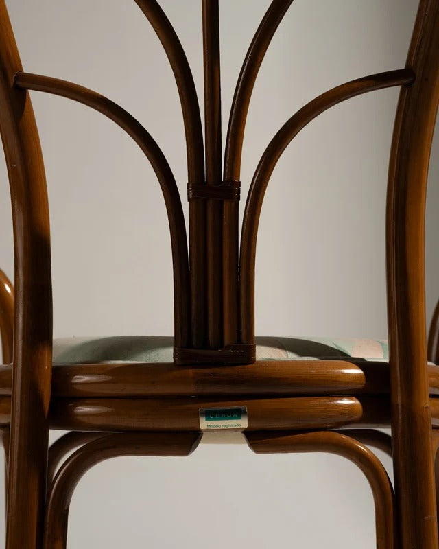 PAIRE DE FAUTEUILS EN ROTIN ET TISSU FLEURI, 1970s