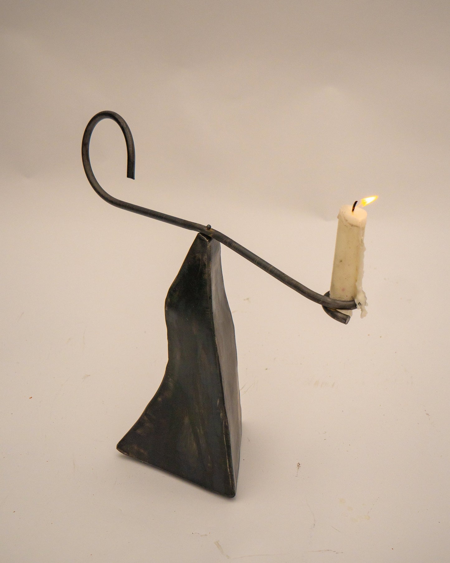 BOUGEOIR 'BALANCING ACT'