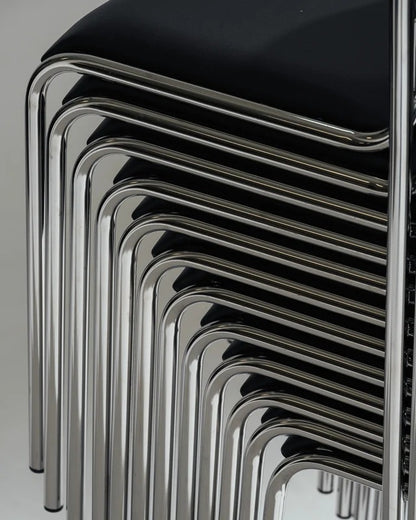 SET DE 4 CHAISES EN ACIER TUBULAIRE ET SIMILI CUIR NOIR, 1980s