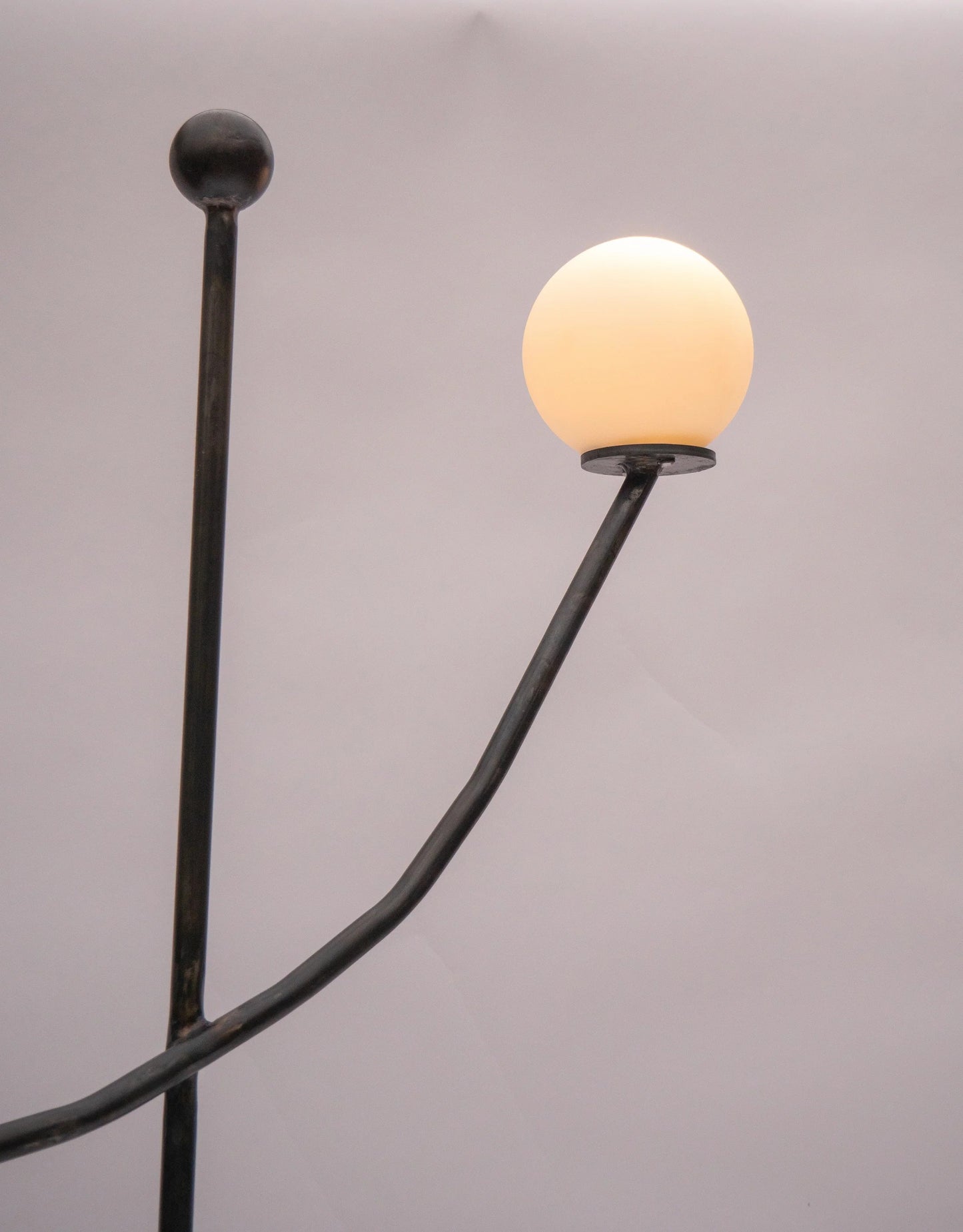 LAMPADAIRE 'BALANCING ACT'