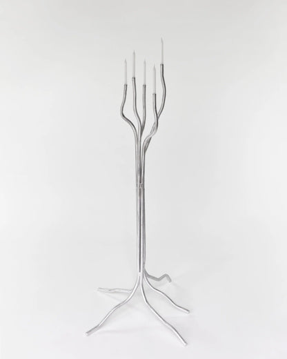 GRAND CANDÉLABRE EN ALUMINIUM