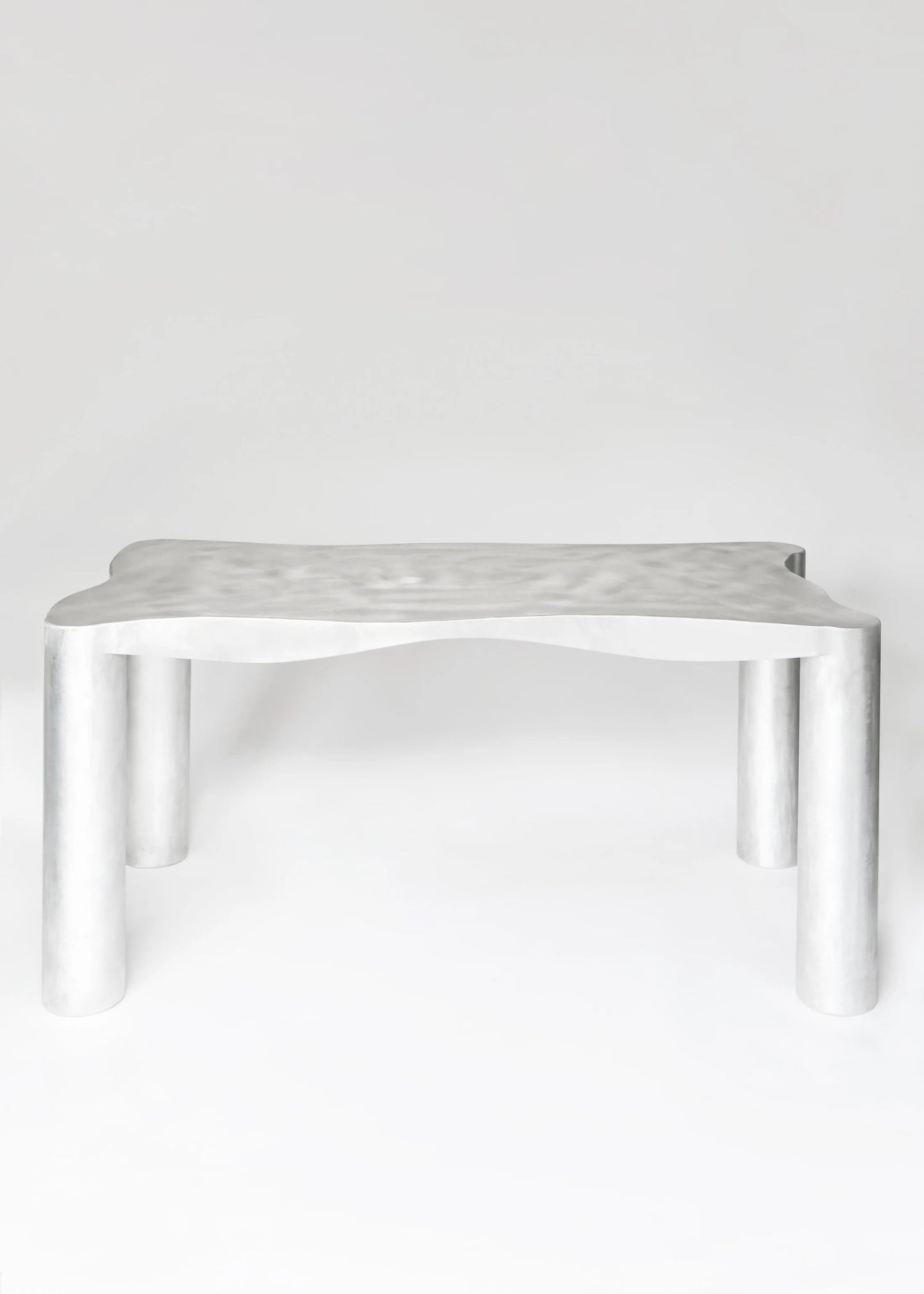 TABLE À MANGER EN ALUMINIUM