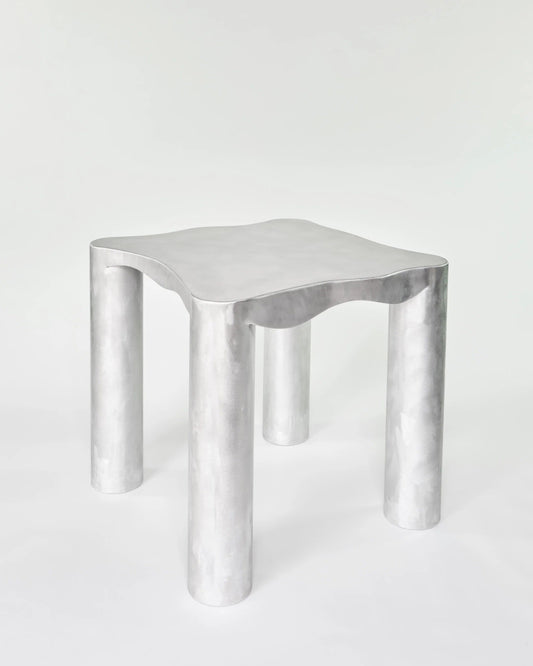 TABLE À MANGER EN ALUMINIUM