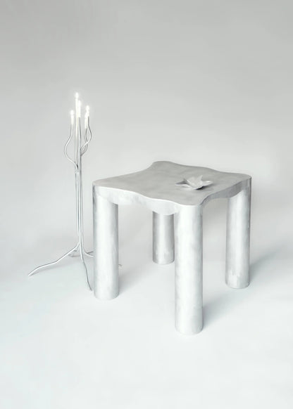 TABLE À MANGER EN ALUMINIUM