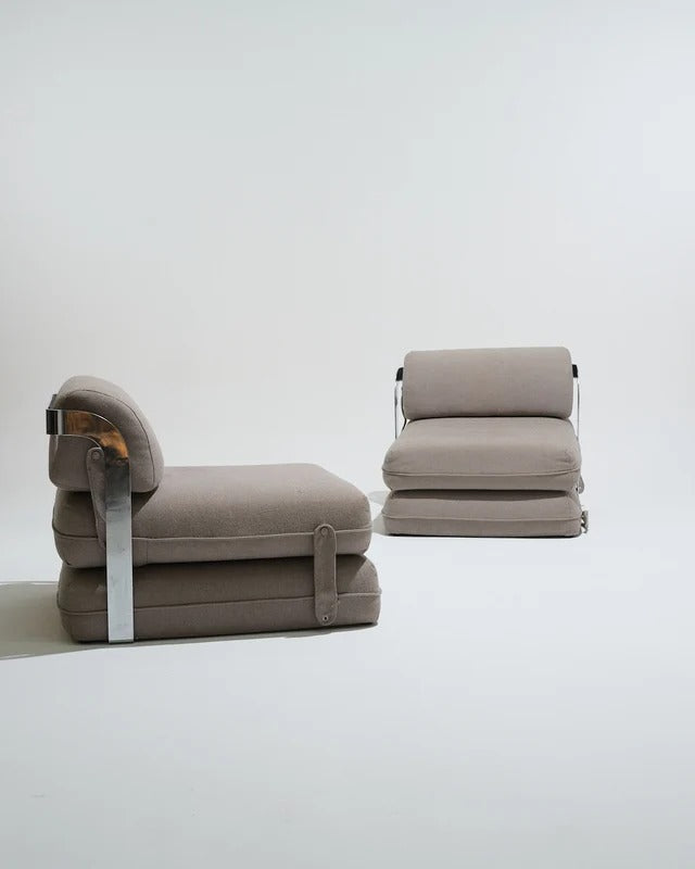 PAIRE DE CHAUFFEUSES CONVERTIBLES, STRUCTURE MÉTAL, 1970s