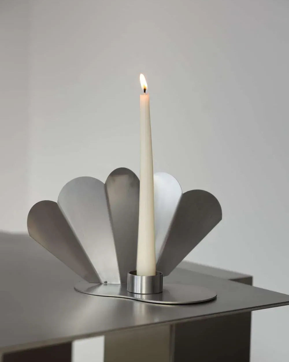 'PAONNE' CANDELABRUM