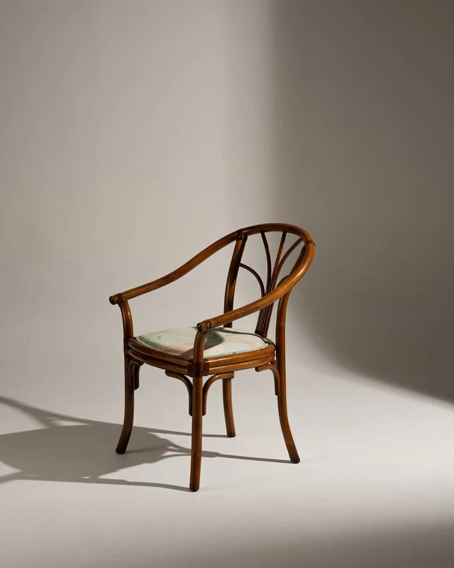 PAIRE DE FAUTEUILS EN ROTIN ET TISSU FLEURI, 1970s