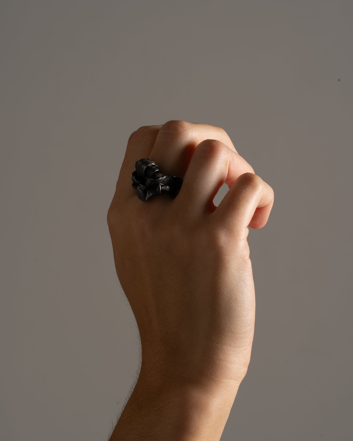 WILD INFERNO BLACK RING