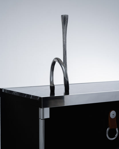 BOUGEOIR CURLY EN MÉTAL MARTELÉ, 1970s