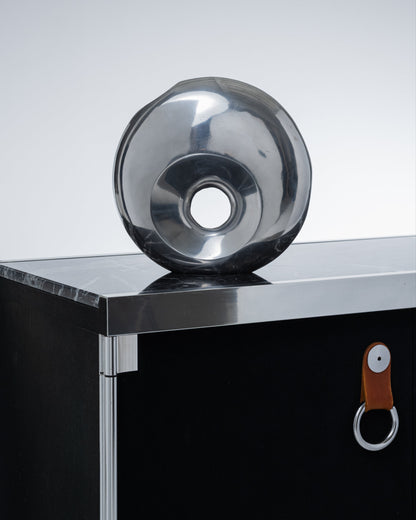 VASE SPACE AGE EN ALUMINIUM, 1980s