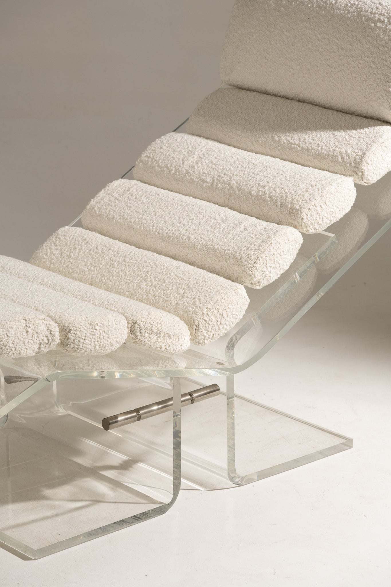 PLEXIGLASS LOUNGE CHAIR, 1970s