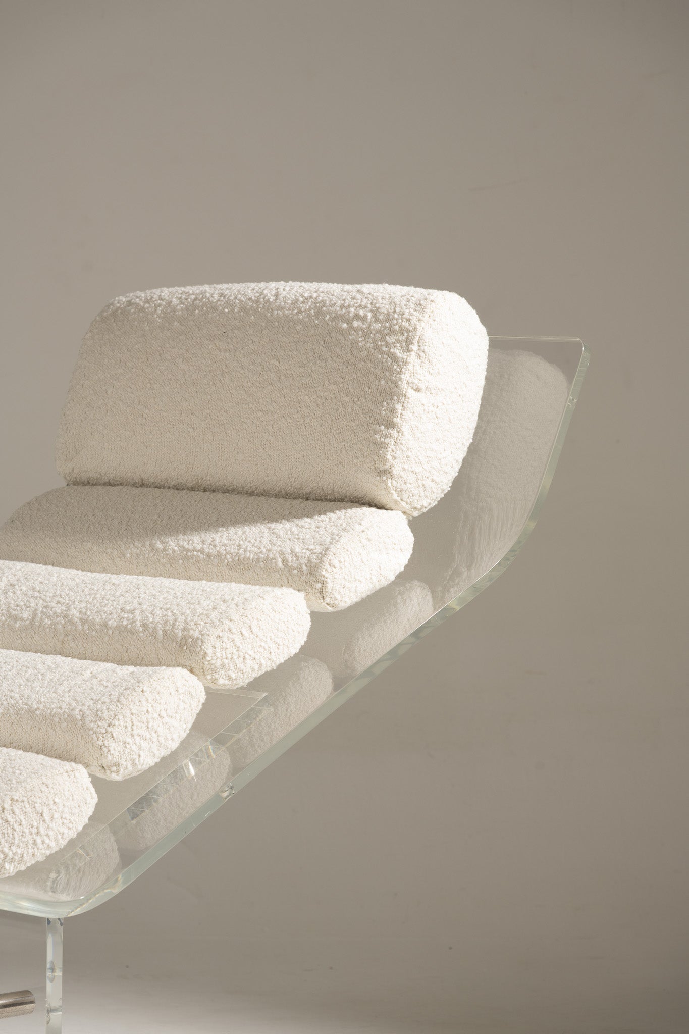 PLEXIGLASS LOUNGE CHAIR, 1970s