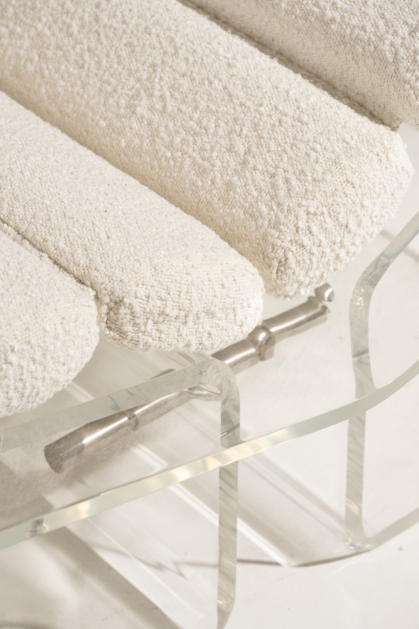 PLEXIGLASS LOUNGE CHAIR, 1970s