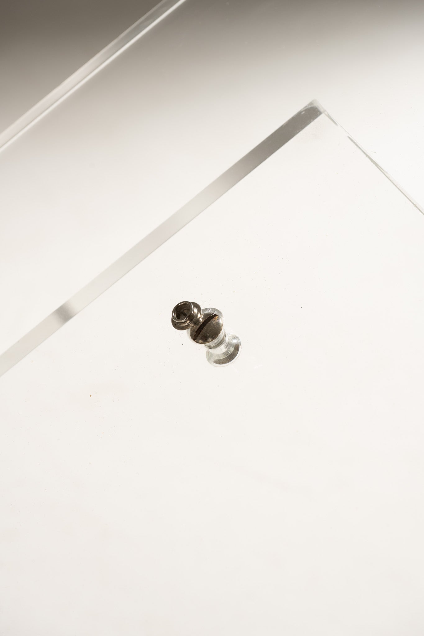 PLEXIGLASS LOUNGE CHAIR, 1970s