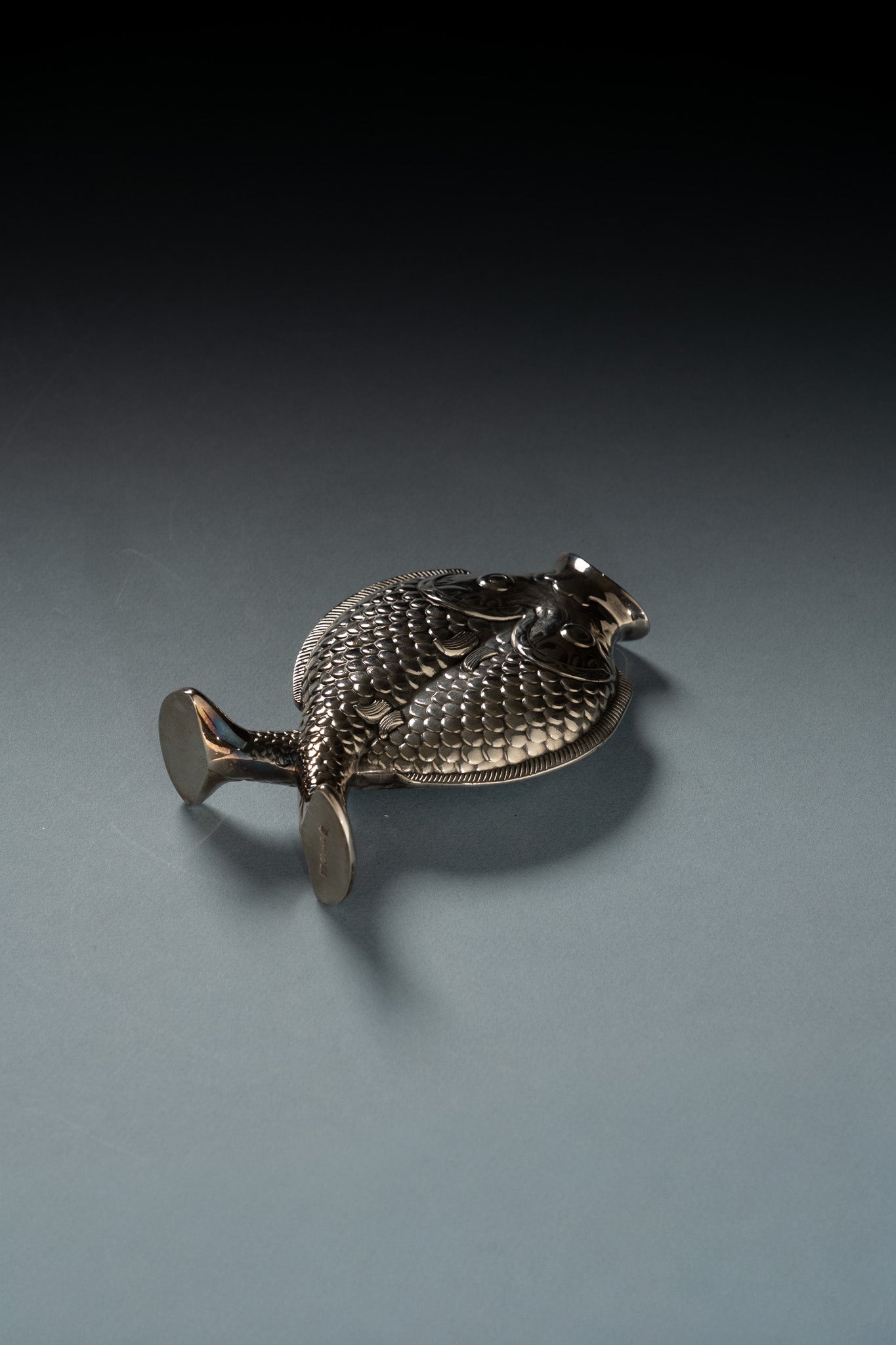 VASE POISSONS EN MÉTAL ARGENTÉ, CHRISTOFLE, 1980s