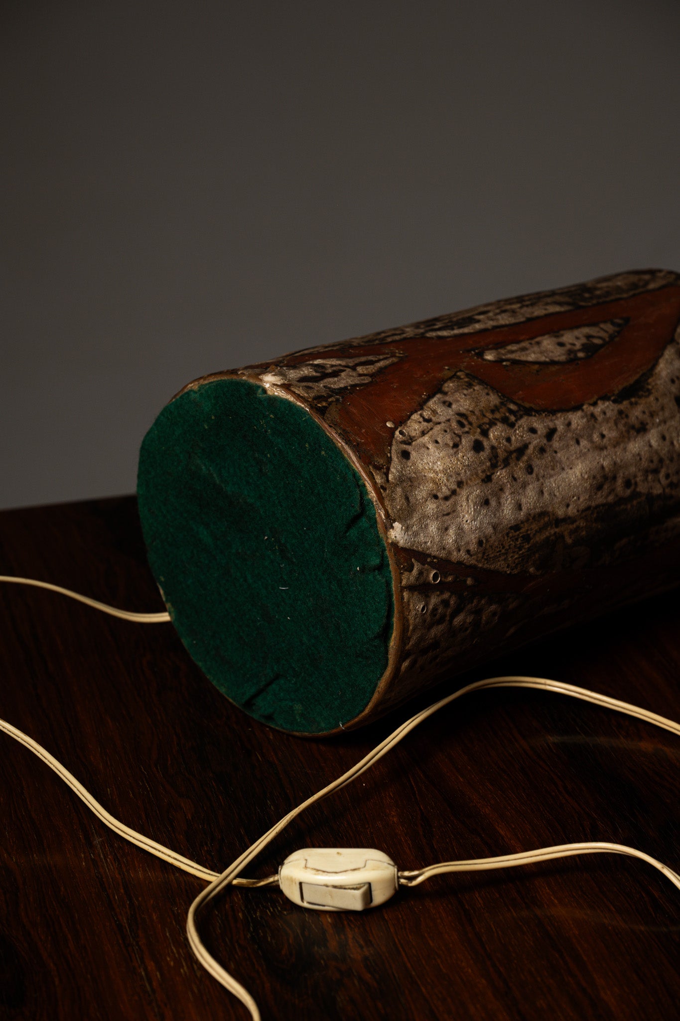 TABLE LAMP IN CHAMOTTE CERAMIC, 1970s