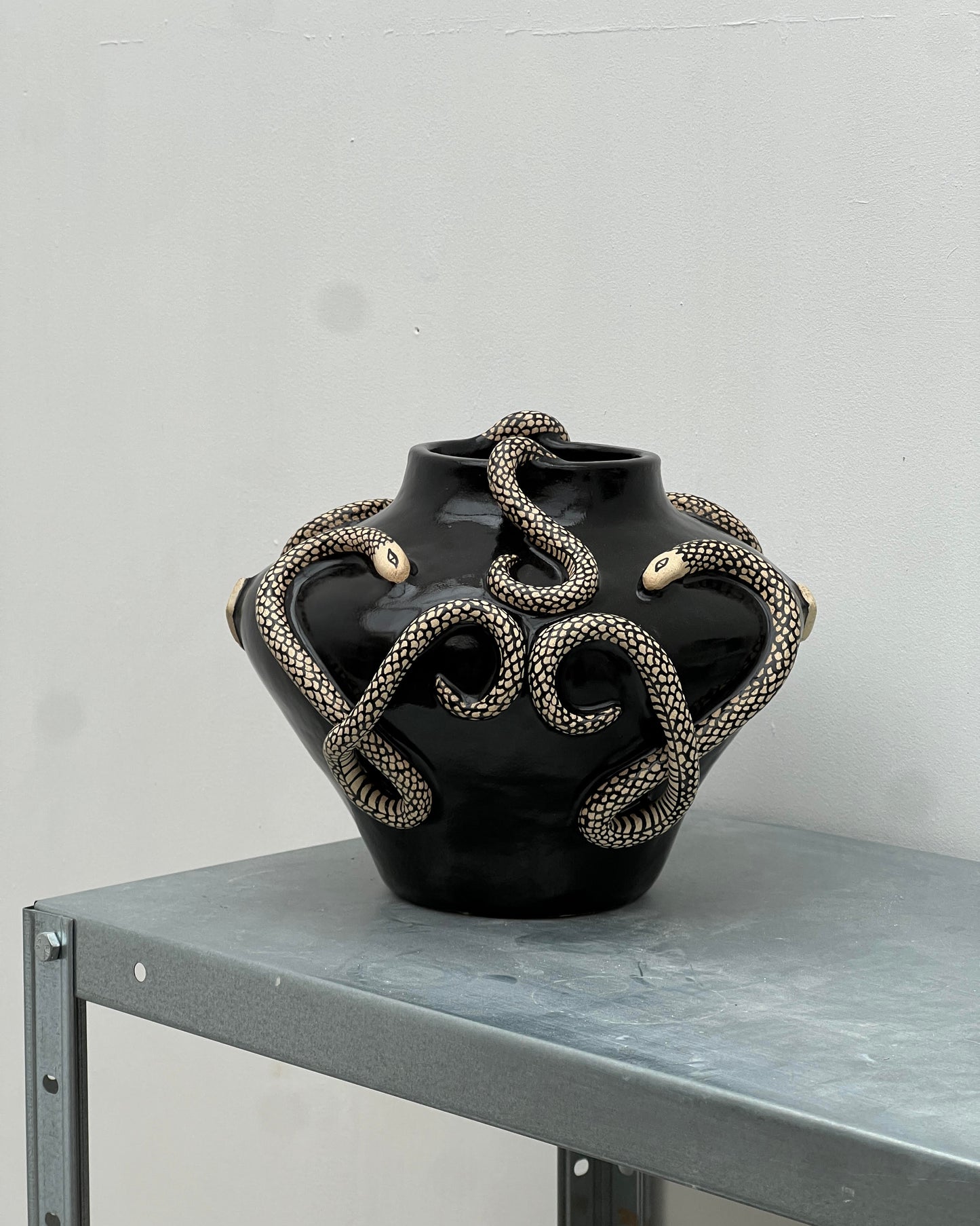 BLACK VASE 'CRÉPUSCULE'